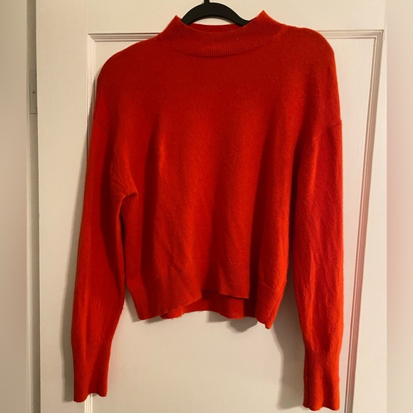 EVERLANE, Cashmere Mockneck in Bright Poppy Red, size M - Picture 5 of 6